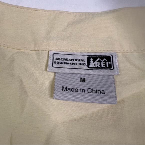 REI Womens Blue Button Down Shirt Sleeveless Plaid Size Medium L020522 Yellow - Picture 3 of 5